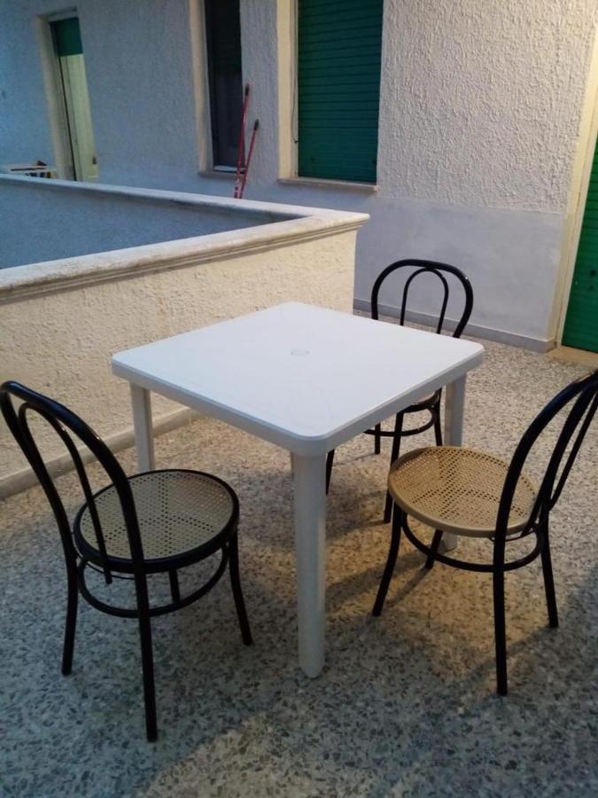 Dimora Storica Fronte Mare Con Terrazzo Privato Villa Torre Canne Eksteriør billede
