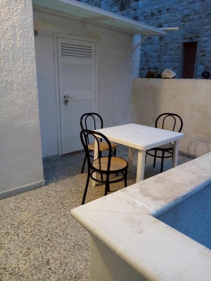 Dimora Storica Fronte Mare Con Terrazzo Privato Villa Torre Canne Eksteriør billede